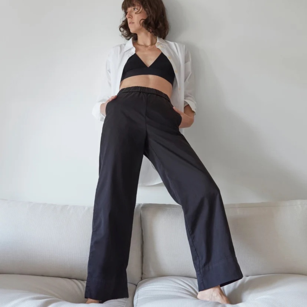 Everlane The Easy Pant in Black - 2/Small